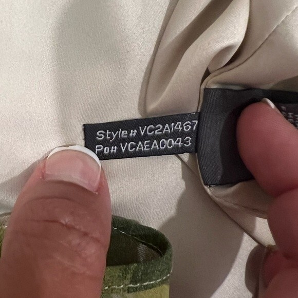 NWT Vince Camuto Backless Handkerchief Dress ‼️Tagged Sz. 12 - Fits like an 8? - Picture 13 of 15